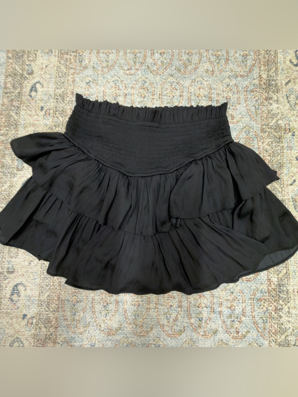 eesome Black Tiered Ruffle Mini skirt size small